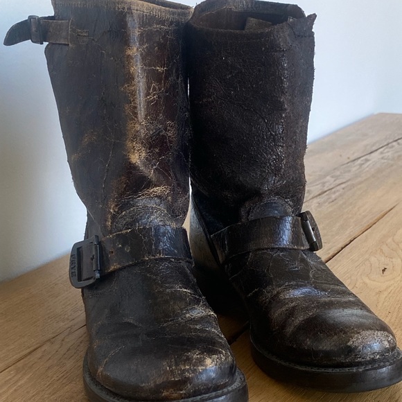 Frye Veronica distressed boot size 7 - Picture 3 of 4
